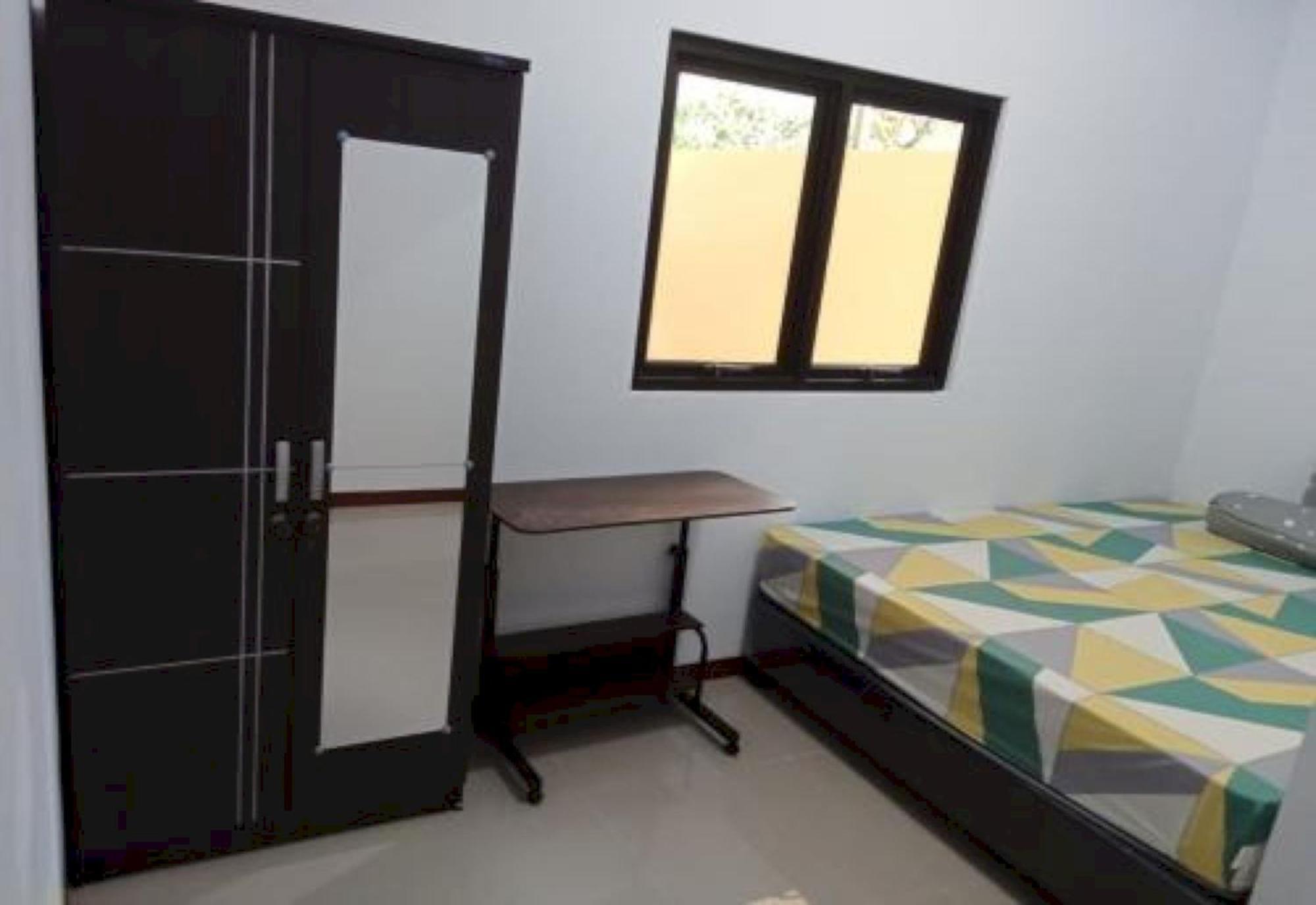 Spot On 94166 Kost Bunda Syariah Hotell Bekasi Eksteriør bilde
