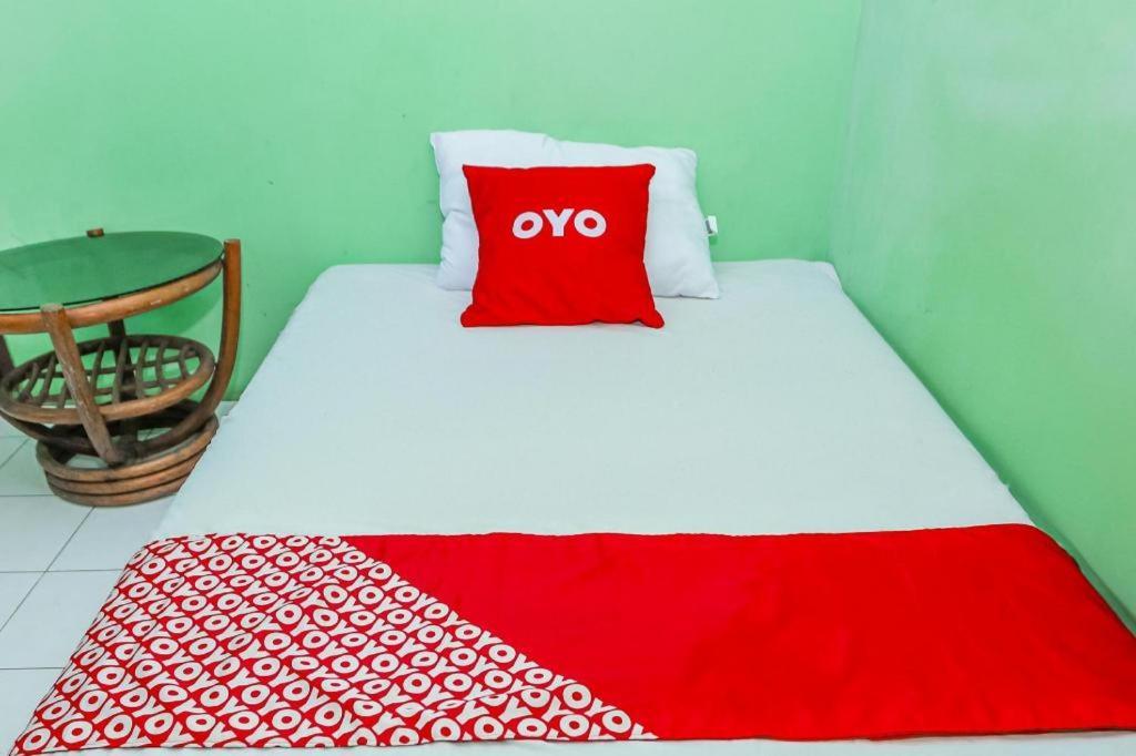 Spot On 94166 Kost Bunda Syariah Hotell Bekasi Eksteriør bilde