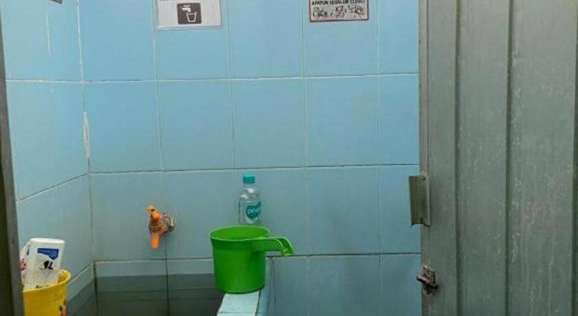 Spot On 94166 Kost Bunda Syariah Hotell Bekasi Eksteriør bilde